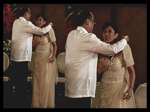 ARTICLES --2012 Lingkod Bayan Award with Pres Aquino 2